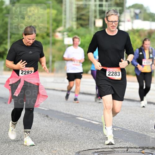 06.09.2026 - CURREX Alsterlauf Dr. Thomas Lammeyer http://msf.ph/oto/10146367 06.09.2026 10:21:24 Laufen 2282, 2215, 2283, 4435, 2439 meine-sportfotos.de