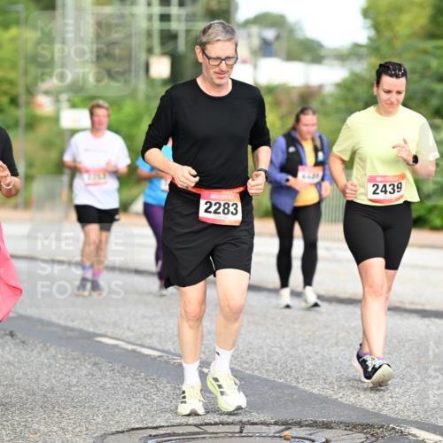 06.09.2026 - CURREX Alsterlauf Dr. Thomas Lammeyer http://msf.ph/oto/10146371 06.09.2026 10:21:24 Laufen 2282, 2965, 2283, 2439, 2468 meine-sportfotos.de