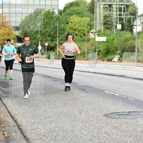 06.09.2026 - CURREX Alsterlauf Dr. Thomas Lammeyer http://msf.ph/oto/10146455 06.09.2026 10:21:44 Laufen 043, 4307, 3013 meine-sportfotos.de