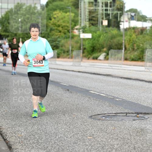 06.09.2026 - CURREX Alsterlauf Dr. Thomas Lammeyer http://msf.ph/oto/10146515 06.09.2026 10:21:51 Laufen 3043 meine-sportfotos.de