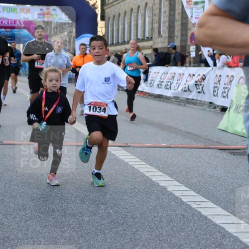 06.09.2026 - CURREX Alsterlauf Strokosch-Dieckow http://msf.ph/oto/10146535 06.09.2026 11:53:20 Ziel 1026, 1034, 1095, 1096, 1114, 1115, 1130, 1317, 1329, 8048 meine-sportfotos.de