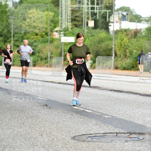 06.09.2026 - CURREX Alsterlauf Dr. Thomas Lammeyer http://msf.ph/oto/10146541 06.09.2026 10:21:58 Laufen 4979, 4168 meine-sportfotos.de