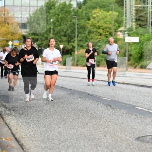 06.09.2026 - CURREX Alsterlauf Dr. Thomas Lammeyer http://msf.ph/oto/10146560 06.09.2026 10:21:59 Laufen 4095, 5066, 4978, 2791 meine-sportfotos.de