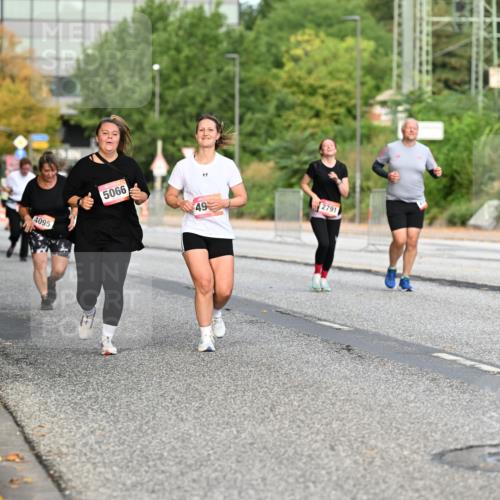 06.09.2026 - CURREX Alsterlauf Dr. Thomas Lammeyer http://msf.ph/oto/10146568 06.09.2026 10:22:00 Laufen 4095, 5066, 49, 2791 meine-sportfotos.de