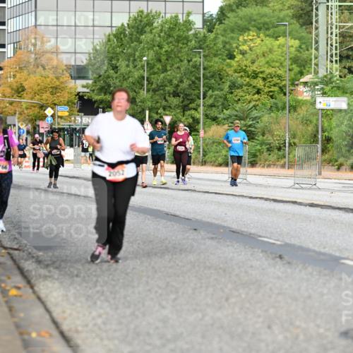 06.09.2026 - CURREX Alsterlauf Dr. Thomas Lammeyer http://msf.ph/oto/10146653 06.09.2026 10:22:11 Laufen 4766, 2052, 5155, 156, 3784, 287, 6 meine-sportfotos.de