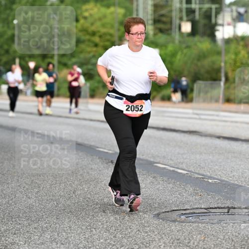 06.09.2026 - CURREX Alsterlauf Dr. Thomas Lammeyer http://msf.ph/oto/10146664 06.09.2026 10:22:14 Laufen 4766, 2052 meine-sportfotos.de