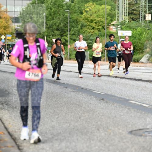 06.09.2026 - CURREX Alsterlauf Dr. Thomas Lammeyer http://msf.ph/oto/10146674 06.09.2026 10:22:19 Laufen 4766, 5478, 3054, 3784, 155, 5156 meine-sportfotos.de