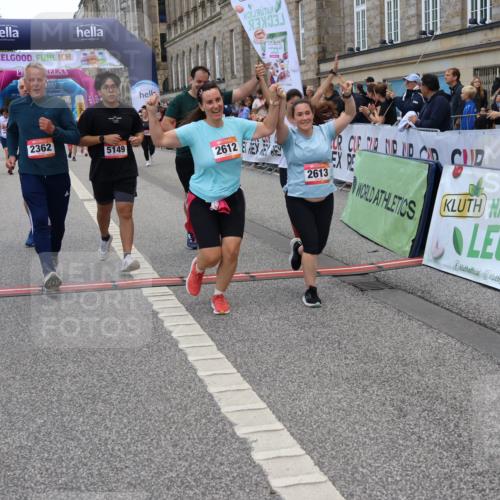 06.09.2026 - CURREX Alsterlauf Strokosch-Dieckow http://msf.ph/oto/10146732 06.09.2026 10:22:08 Ziel 2362, 2422, 2481, 2612, 2613, 3427, 3474, 3707, 3983, 4118, 4260, 4261, 4485, 4486, 5149, 5431, 5442, 5897 meine-sportfotos.de