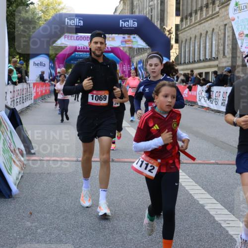 06.09.2026 - CURREX Alsterlauf Strokosch-Dieckow http://msf.ph/oto/10146832 06.09.2026 11:53:52 Ziel 1037, 1038, 1057, 1068, 1069, 1124, 1213, 1223, 1298, 1305 meine-sportfotos.de