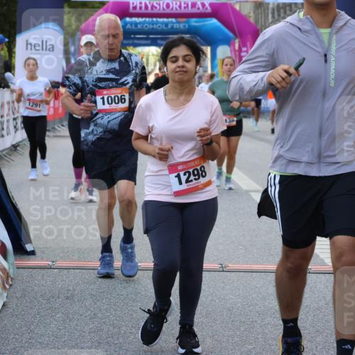 06.09.2026 - CURREX Alsterlauf Strokosch-Dieckow http://msf.ph/oto/10146868 06.09.2026 11:53:58 Ziel 1006, 1018, 1068, 1069, 1098, 1124, 1150, 1223, 1291, 1298, 1305, 8139 meine-sportfotos.de