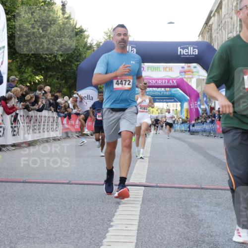 06.09.2026 - CURREX Alsterlauf Yannick Fuchs http://msf.ph/oto/10146917 06.09.2026 09:48:12 Ziel 2104, 2134, 2275, 3632, 3665, 4405, 4472, 4583, 5315, 5804, 6009, 6414, 8041 meine-sportfotos.de