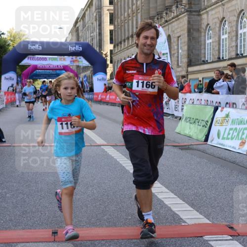 06.09.2026 - CURREX Alsterlauf Strokosch-Dieckow http://msf.ph/oto/10146942 06.09.2026 11:54:22 Ziel 1078, 1086, 1104, 1151, 1166, 1167, 1192, 1322, 1323, 1332, 1339, 8018 meine-sportfotos.de