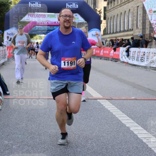 06.09.2026 - CURREX Alsterlauf Strokosch-Dieckow http://msf.ph/oto/10146973 06.09.2026 11:54:33 Ziel 1086, 1104, 1122, 1151, 1168, 1191, 1325, 1328, 1332, 1339, 8185, 8239, 8240 meine-sportfotos.de