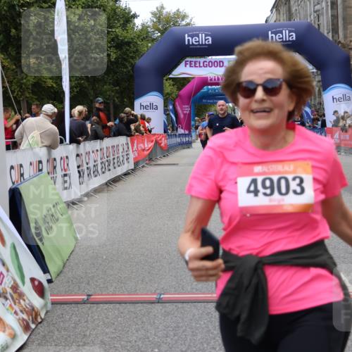 06.09.2026 - CURREX Alsterlauf Strokosch-Dieckow http://msf.ph/oto/10146976 06.09.2026 10:22:39 Ziel 2751, 2774, 4903, 5358, 5563 meine-sportfotos.de