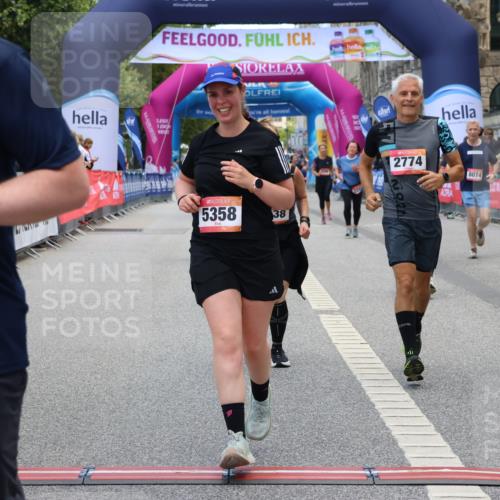 06.09.2026 - CURREX Alsterlauf Strokosch-Dieckow http://msf.ph/oto/10147000 06.09.2026 10:22:44 Ziel 2751, 2774, 3372, 4903, 5289, 5358, 5563, 6489, 8074, 8119 meine-sportfotos.de