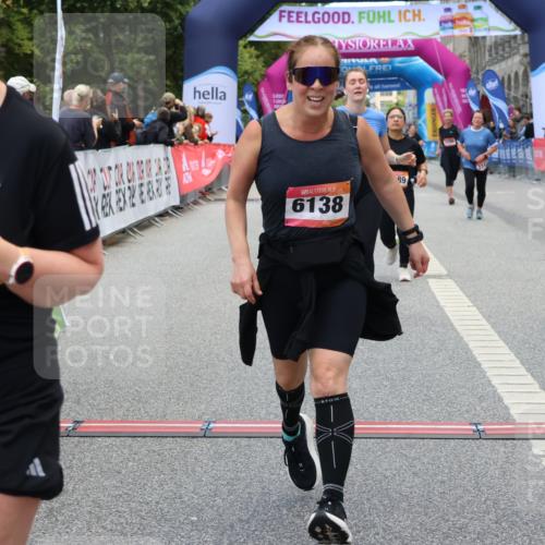 06.09.2026 - CURREX Alsterlauf Strokosch-Dieckow http://msf.ph/oto/10147030 06.09.2026 10:22:45 Ziel 2751, 2774, 3372, 5289, 5358, 5563, 6489, 8074, 8119 meine-sportfotos.de