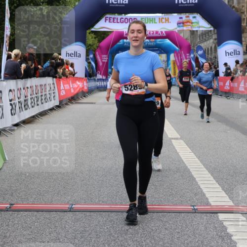 06.09.2026 - CURREX Alsterlauf Strokosch-Dieckow http://msf.ph/oto/10147035 06.09.2026 10:22:47 Ziel 2243, 2751, 2774, 3288, 3372, 5289, 5358, 5563, 6489, 8074, 8119 meine-sportfotos.de