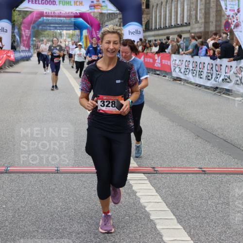 06.09.2026 - CURREX Alsterlauf Strokosch-Dieckow http://msf.ph/oto/10147079 06.09.2026 10:22:52 Ziel 2206, 2243, 2490, 3288, 3372, 5128, 5289, 6489, 8074, 8119 meine-sportfotos.de