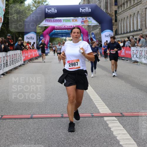 06.09.2026 - CURREX Alsterlauf Strokosch-Dieckow http://msf.ph/oto/10147132 06.09.2026 10:23:08 Ziel 2987, 4093, 4094, 6225, 6387 meine-sportfotos.de