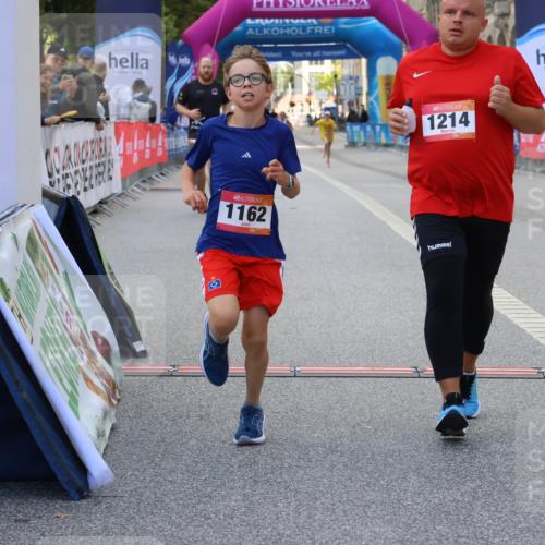 06.09.2026 - CURREX Alsterlauf Strokosch-Dieckow http://msf.ph/oto/10147220 06.09.2026 11:56:14 Ziel 1131, 1162, 1214, 8285, 8312 meine-sportfotos.de