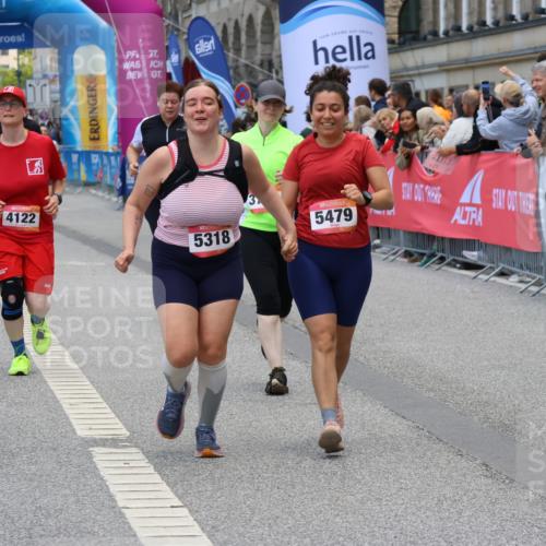06.09.2026 - CURREX Alsterlauf Strokosch-Dieckow http://msf.ph/oto/10147221 06.09.2026 10:23:26 Ziel 3305, 4122, 5479, 5754 meine-sportfotos.de