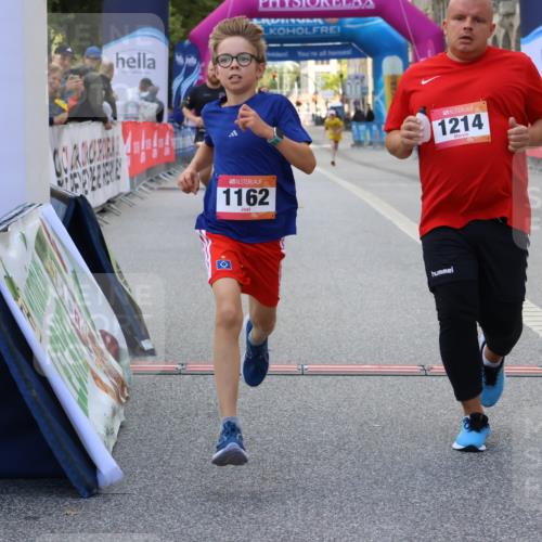06.09.2026 - CURREX Alsterlauf Strokosch-Dieckow http://msf.ph/oto/10147224 06.09.2026 11:56:14 Ziel 1131, 1162, 1214, 8285, 8312 meine-sportfotos.de