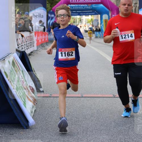 06.09.2026 - CURREX Alsterlauf Strokosch-Dieckow http://msf.ph/oto/10147227 06.09.2026 11:56:14 Ziel 1131, 1162, 1214, 8285, 8312 meine-sportfotos.de