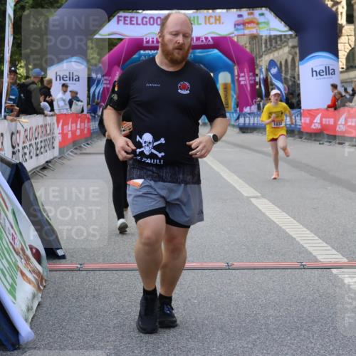 06.09.2026 - CURREX Alsterlauf Strokosch-Dieckow http://msf.ph/oto/10147232 06.09.2026 11:56:22 Ziel 1032, 1103, 1142, 8267 meine-sportfotos.de