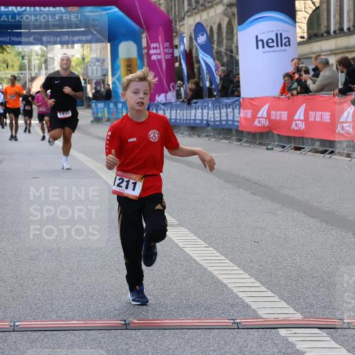 06.09.2026 - CURREX Alsterlauf Strokosch-Dieckow http://msf.ph/oto/10147272 06.09.2026 11:56:28 Ziel 1032, 1035, 1103, 1142, 1211, 8267 meine-sportfotos.de