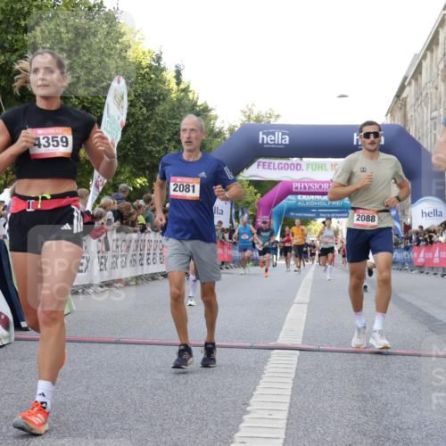 06.09.2026 - CURREX Alsterlauf Yannick Fuchs http://msf.ph/oto/10147323 06.09.2026 09:48:41 Ziel 2081, 2088, 2480, 3008, 4359, 4553, 4898, 5245, 5450, 5941, 6198, 6481, 8188, 8223 meine-sportfotos.de