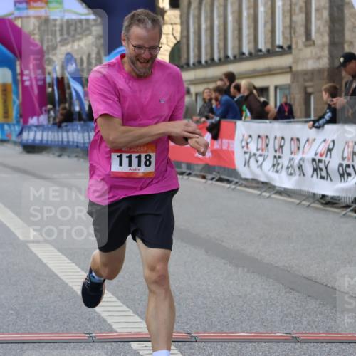 06.09.2026 - CURREX Alsterlauf Strokosch-Dieckow http://msf.ph/oto/10147326 06.09.2026 11:56:39 Ziel 1035, 1118, 1144, 1172, 1335 meine-sportfotos.de