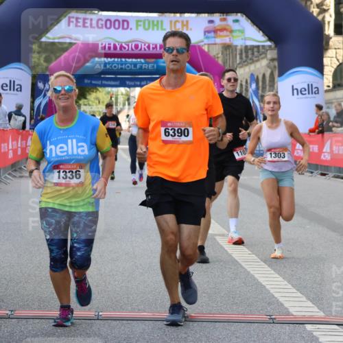 06.09.2026 - CURREX Alsterlauf Strokosch-Dieckow http://msf.ph/oto/10147350 06.09.2026 11:56:48 Ziel 1056, 1102, 1300, 1303, 1335, 1336, 6390 meine-sportfotos.de