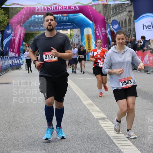 06.09.2026 - CURREX Alsterlauf Strokosch-Dieckow http://msf.ph/oto/10147366 06.09.2026 10:23:58 Ziel 2127, 2152, 2276, 2553, 5817, 6167 meine-sportfotos.de