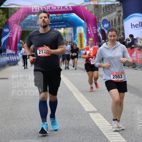 06.09.2026 - CURREX Alsterlauf Strokosch-Dieckow http://msf.ph/oto/10147368 06.09.2026 10:23:58 Ziel 2127, 2152, 2276, 2553, 5817, 6167 meine-sportfotos.de