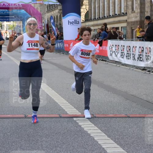 06.09.2026 - CURREX Alsterlauf Strokosch-Dieckow http://msf.ph/oto/10147370 06.09.2026 11:56:54 Ziel 1056, 1102, 1148, 1171, 1248, 1257, 1300, 1303, 1336, 6390, 8098, 8325 meine-sportfotos.de