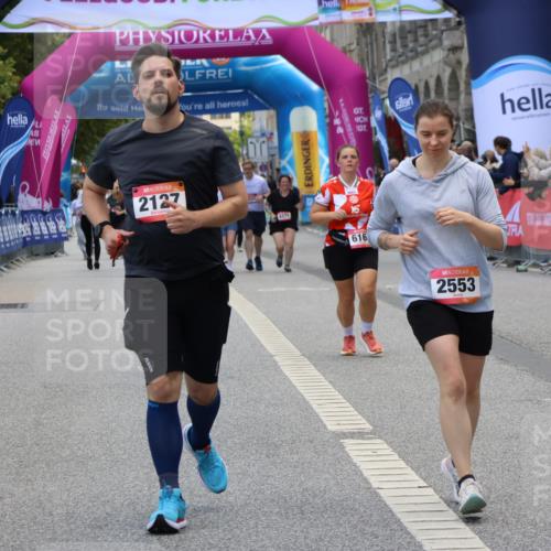 06.09.2026 - CURREX Alsterlauf Strokosch-Dieckow http://msf.ph/oto/10147371 06.09.2026 10:23:58 Ziel 2127, 2152, 2276, 2553, 5817, 6167 meine-sportfotos.de