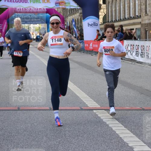 06.09.2026 - CURREX Alsterlauf Strokosch-Dieckow http://msf.ph/oto/10147381 06.09.2026 11:56:54 Ziel 1056, 1102, 1148, 1171, 1248, 1257, 1300, 1303, 1336, 6390, 8098, 8325 meine-sportfotos.de