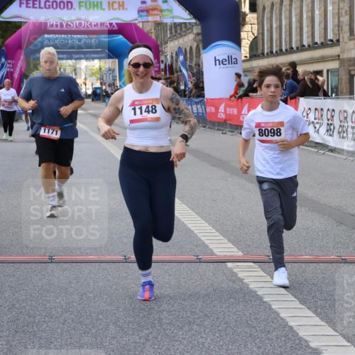 06.09.2026 - CURREX Alsterlauf Strokosch-Dieckow http://msf.ph/oto/10147383 06.09.2026 11:56:54 Ziel 1056, 1102, 1148, 1171, 1248, 1257, 1300, 1303, 1336, 6390, 8098, 8325 meine-sportfotos.de