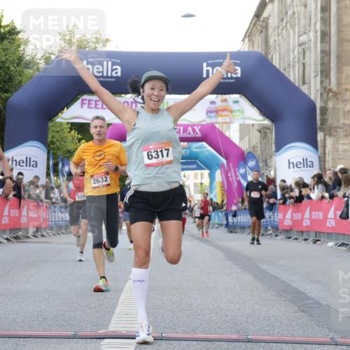 06.09.2026 - CURREX Alsterlauf Yannick Fuchs http://msf.ph/oto/10147434 06.09.2026 09:48:47 Ziel 2081, 2088, 2480, 2632, 3008, 4359, 5204, 5245, 5280, 5410, 5450, 6061, 6317 meine-sportfotos.de