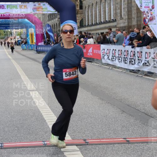 06.09.2026 - CURREX Alsterlauf Strokosch-Dieckow http://msf.ph/oto/10147512 06.09.2026 10:24:31 Ziel 2662, 3899, 3900, 5604, 5842 meine-sportfotos.de