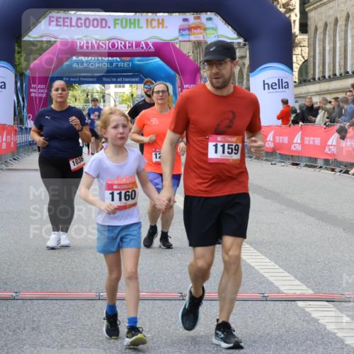 06.09.2026 - CURREX Alsterlauf Strokosch-Dieckow http://msf.ph/oto/10147574 06.09.2026 11:57:52 Ziel 1036, 1075, 1084, 1139, 1159, 1160, 1241, 1246, 8090 meine-sportfotos.de