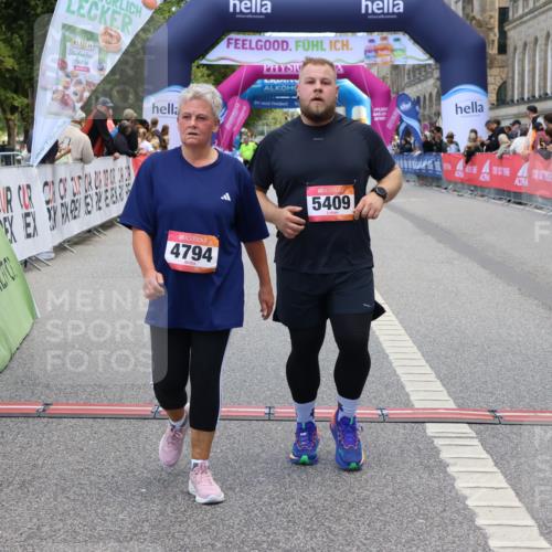 06.09.2026 - CURREX Alsterlauf Strokosch-Dieckow http://msf.ph/oto/10147713 06.09.2026 10:25:54 Ziel 2635, 2636, 3297, 4258, 4794, 5083, 5409, 6252, 6325 meine-sportfotos.de