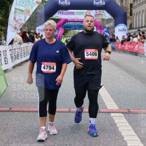 06.09.2026 - CURREX Alsterlauf Strokosch-Dieckow http://msf.ph/oto/10147722 06.09.2026 10:25:54 Ziel 2635, 2636, 3297, 4258, 4794, 5083, 5409, 6252, 6325 meine-sportfotos.de