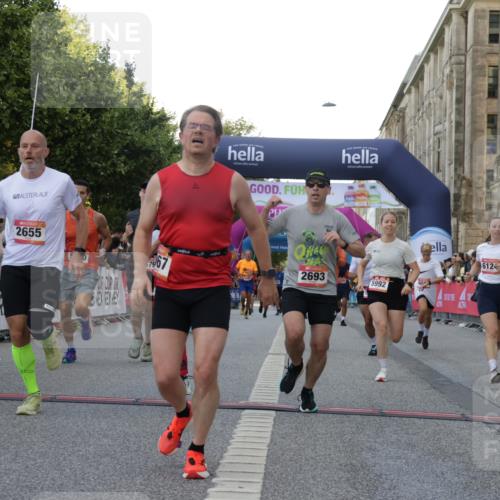 06.09.2026 - CURREX Alsterlauf Yannick Fuchs http://msf.ph/oto/10147735 06.09.2026 09:48:59 Ziel 2067, 2655, 2693, 3009, 3074, 3533, 4579, 4785, 5034, 5378, 5400, 5929, 5992, 6041, 6124, 6236, 6245 meine-sportfotos.de