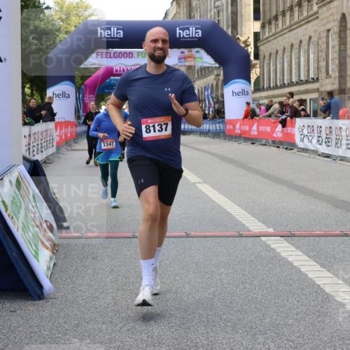 06.09.2026 - CURREX Alsterlauf Strokosch-Dieckow http://msf.ph/oto/10147785 06.09.2026 11:58:47 Ziel 1001, 1202, 1329, 1347, 8137 meine-sportfotos.de