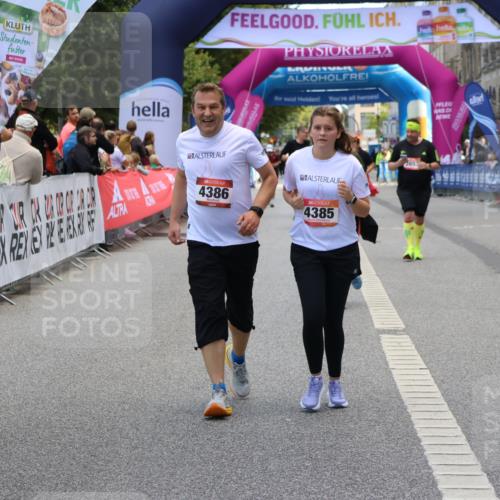 06.09.2026 - CURREX Alsterlauf Strokosch-Dieckow http://msf.ph/oto/10147806 06.09.2026 10:26:22 Ziel 4168, 4170, 4385, 4386, 5944 meine-sportfotos.de