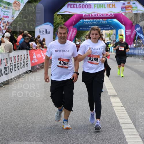 06.09.2026 - CURREX Alsterlauf Strokosch-Dieckow http://msf.ph/oto/10147824 06.09.2026 10:26:23 Ziel 4168, 4385, 4386, 5944 meine-sportfotos.de
