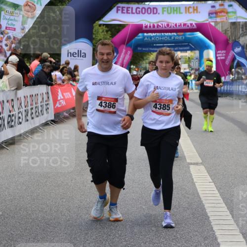 06.09.2026 - CURREX Alsterlauf Strokosch-Dieckow http://msf.ph/oto/10147827 06.09.2026 10:26:23 Ziel 4168, 4385, 4386, 5944 meine-sportfotos.de