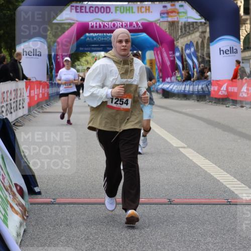 06.09.2026 - CURREX Alsterlauf Strokosch-Dieckow http://msf.ph/oto/10147854 06.09.2026 11:59:13 Ziel 1081, 1254, 1304 meine-sportfotos.de
