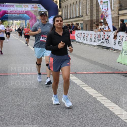 06.09.2026 - CURREX Alsterlauf Strokosch-Dieckow http://msf.ph/oto/10147869 06.09.2026 11:59:16 Ziel 1037, 1038, 1254, 1304, 1330 meine-sportfotos.de